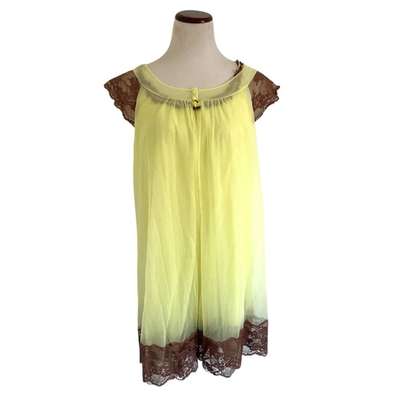 1960s Vanity Fair Butter Yellow Babydoll Nightgown, Medium - Picture 1 of 10